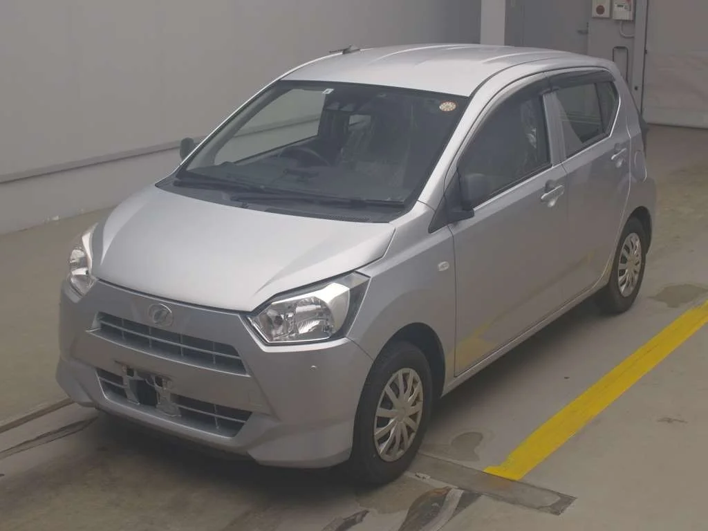 Daihatsu Mira e:S LA350S 2021